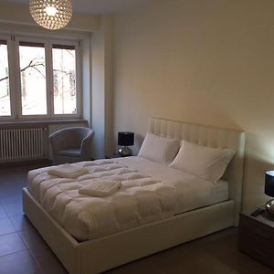 Camera con letto king size